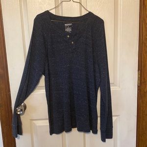 2 thermal long sleeve men’s shirts. Arizona and Members Mark brand.